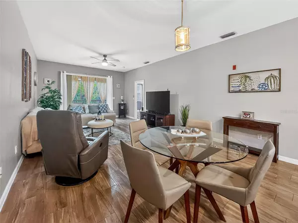 Orlando, FL 32832,9422 MYRTLE CREEK LN #811