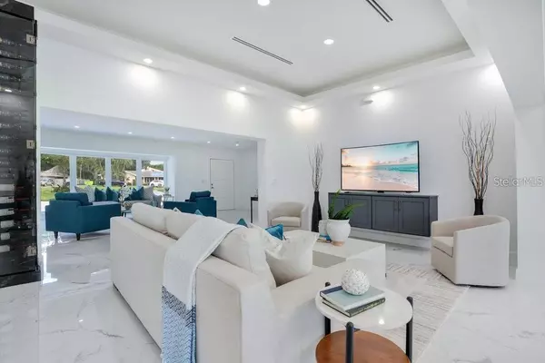 Orlando, FL 32804,49 INTERLAKEN RD