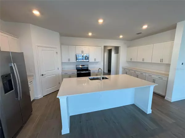 Englewood, FL 34224,8256 SHORE LAKE DR