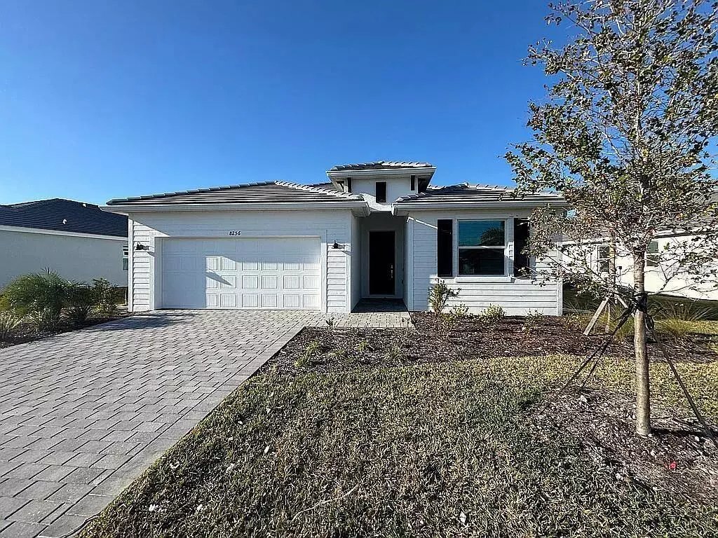 Englewood, FL 34224,8256 SHORE LAKE DR