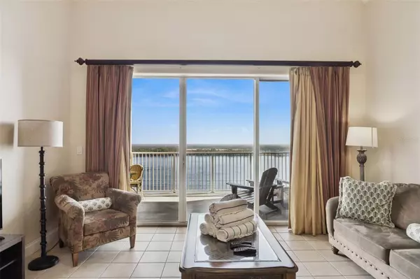 Orlando, FL 32821,13415 BLUE HERON BEACH DR #1504