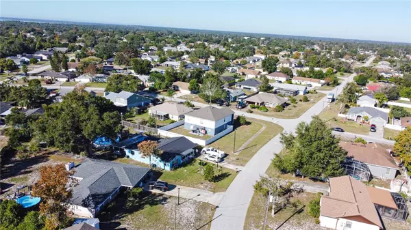 Deltona, FL 32725,541 BLACKSTONE AVE