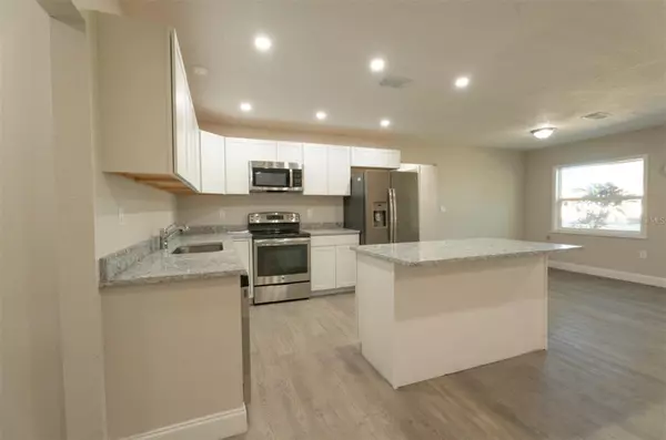 Lakeland, FL 33815,505 ARAPAHOE AVE