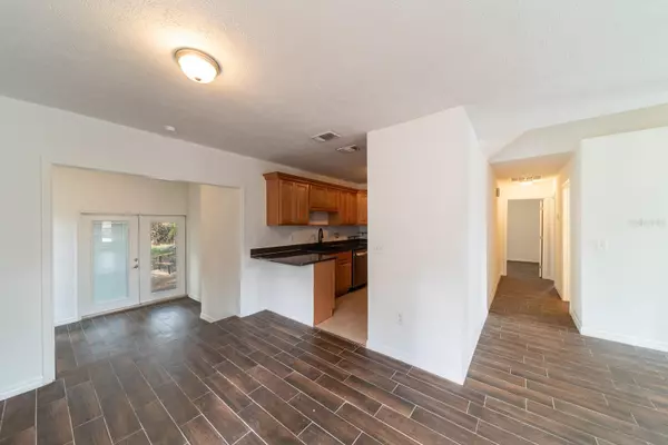 Lakeland, FL 33811,6345 HATCHER RD