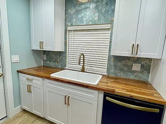 Flagler Beach, FL 32136,312 N 4TH ST