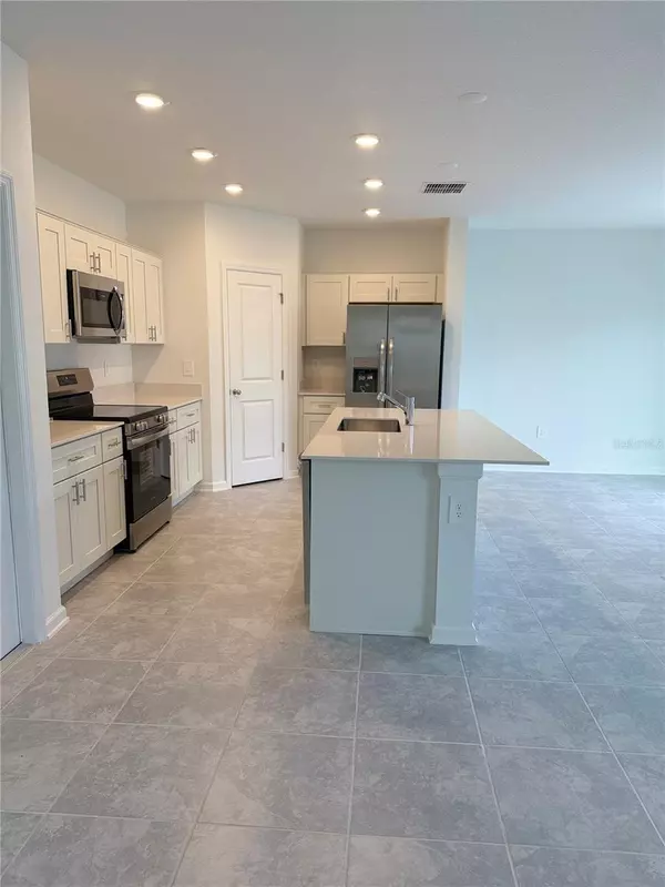 Eagle Lake, FL 33839,1326 DEEPWATER CIR