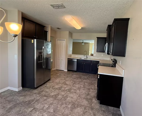 Tavares, FL 32778,3603 UMBRELLA CT