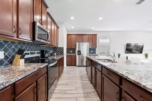 Kissimmee, FL 34747,9029 SUNSHINE RIDGE LOOP