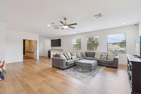 Sanford, FL 32771,5785 SAYBROOK CIR