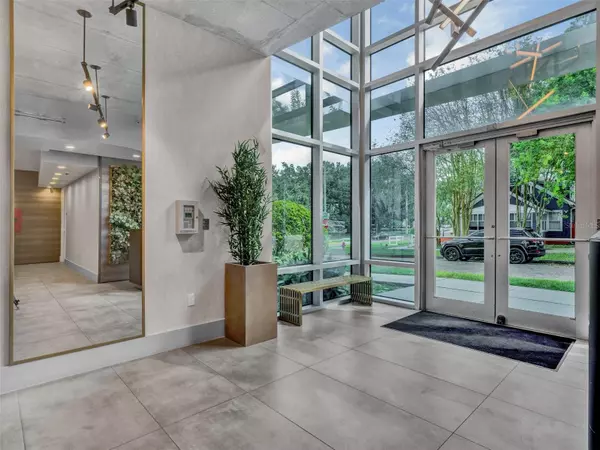 Orlando, FL 32801,525 E JACKSON ST #506