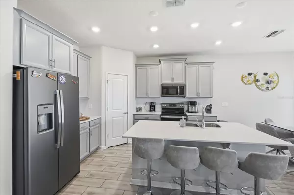 St Cloud, FL 34771,1706 CHATSWORTH CIR