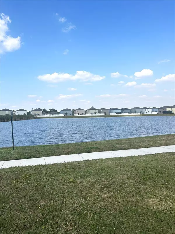 Ruskin, FL 33570,582 ROYAL EMPRESS DR