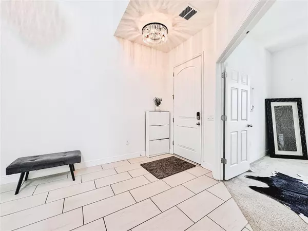 Windermere, FL 34786,12941 WESTSIDE VILLAGE LOOP