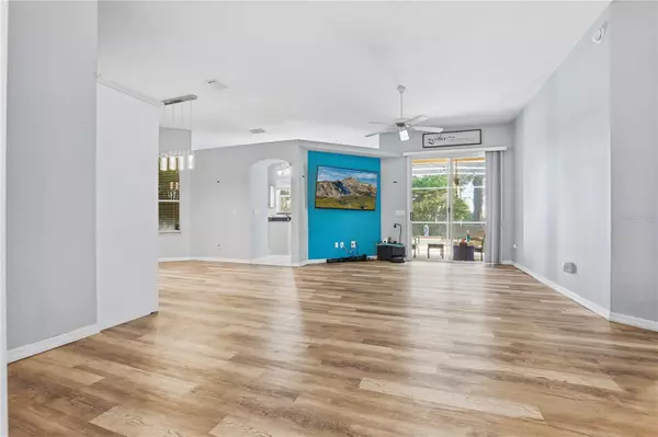 Debary, FL 32713,336 FERNHILL DR