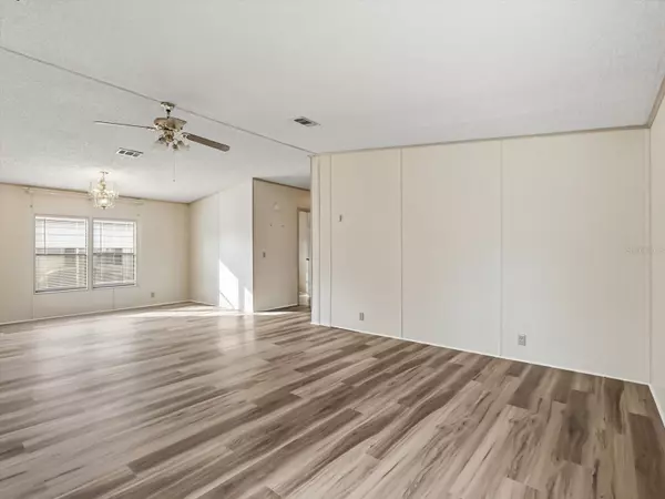 Orlando, FL 32812,5685 ABERCORN DR