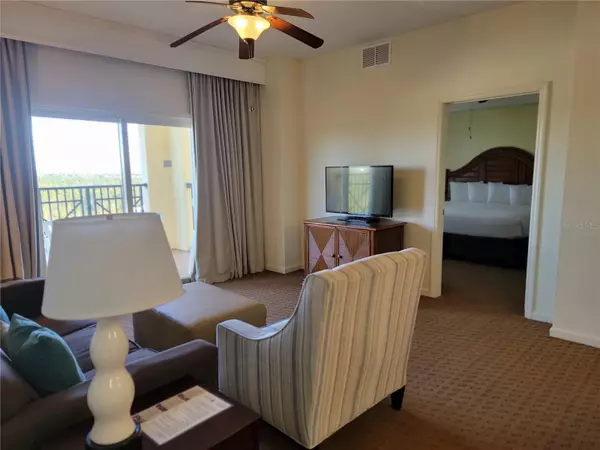 Orlando, FL 32821,8101 RESORT VILLAGE DR #31212