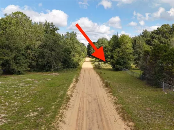 Interlachen, FL 32148,206 N HELMERS AVE