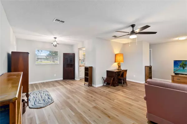 Orlando, FL 32809,4006 MACDONOUGH AVE