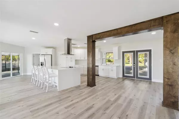 Orlando, FL 32839,5526 PARKDALE DR