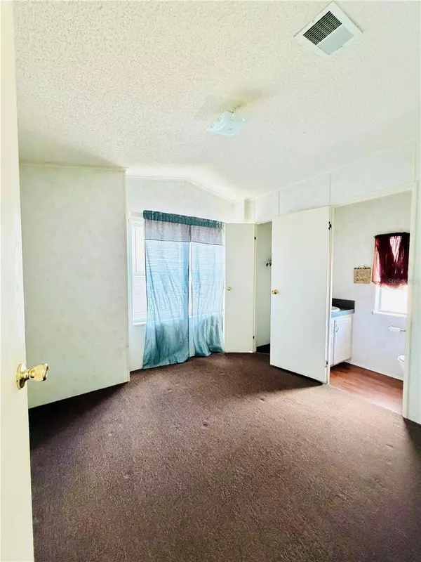 Winter Haven, FL 33880,1 BERNIE HILL CT