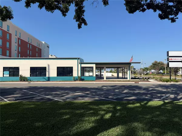 Winter Haven, FL 33881,504 AVENUE D NW