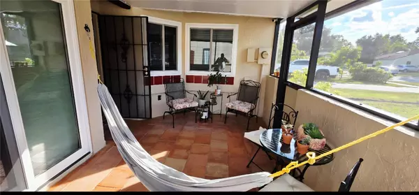 Orlando, FL 32807,667 GOLDEN SUNSHINE CIR