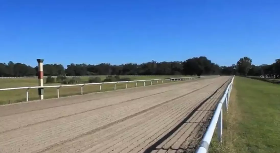 9400 NW 160TH ST, Reddick, FL 32686