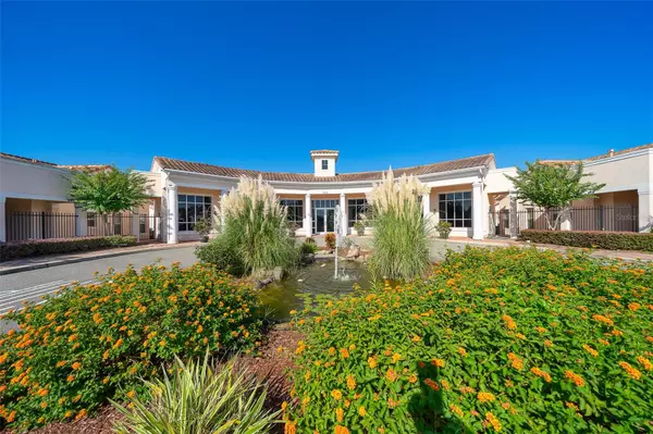 Tavares, FL 32778,1075 DAVID WALKER DR #C-1