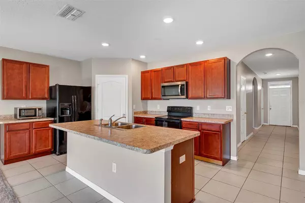 Winter Haven, FL 33881,2192 ROSE BOULEVARD