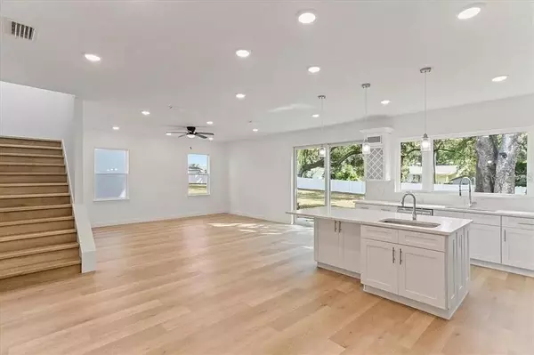 Orlando, FL 32805,2717 ALAMO DR