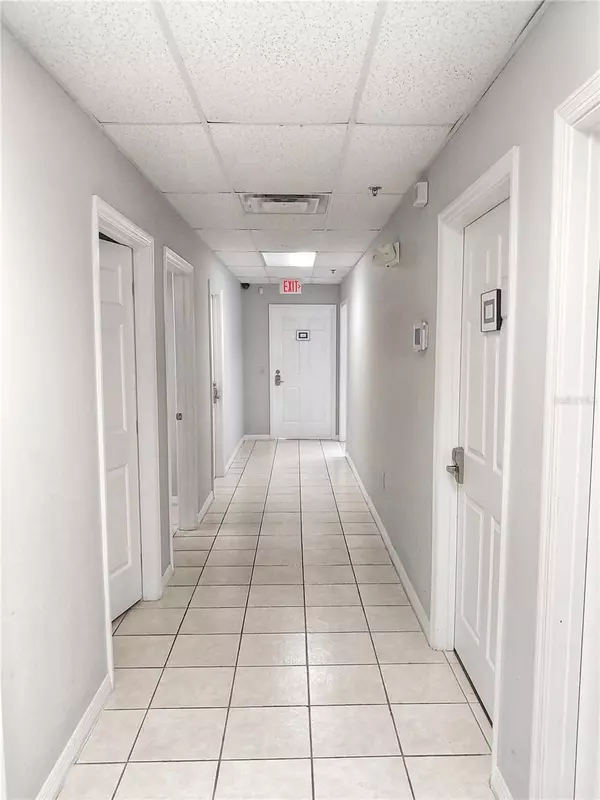 Orlando, FL 32819,8810 COMMODITY CIR #17A