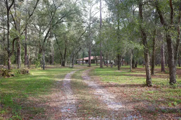 Lady Lake, FL 32159,37600 ROLLING ACRES RD