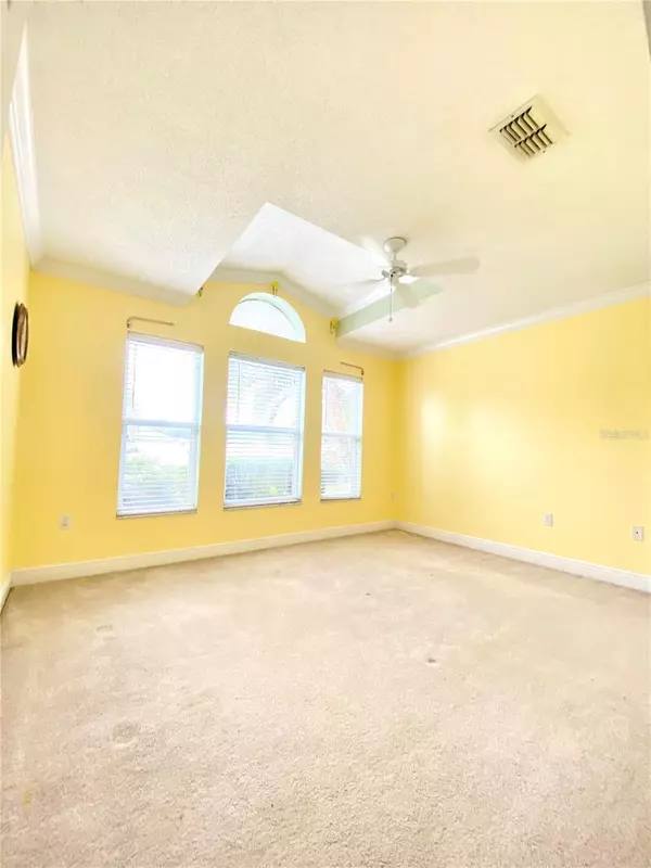 Orlando, FL 32825,10561 FAIRHAVEN WAY