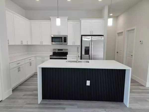 Port Charlotte, FL 33948,18382 ELGIN AVE