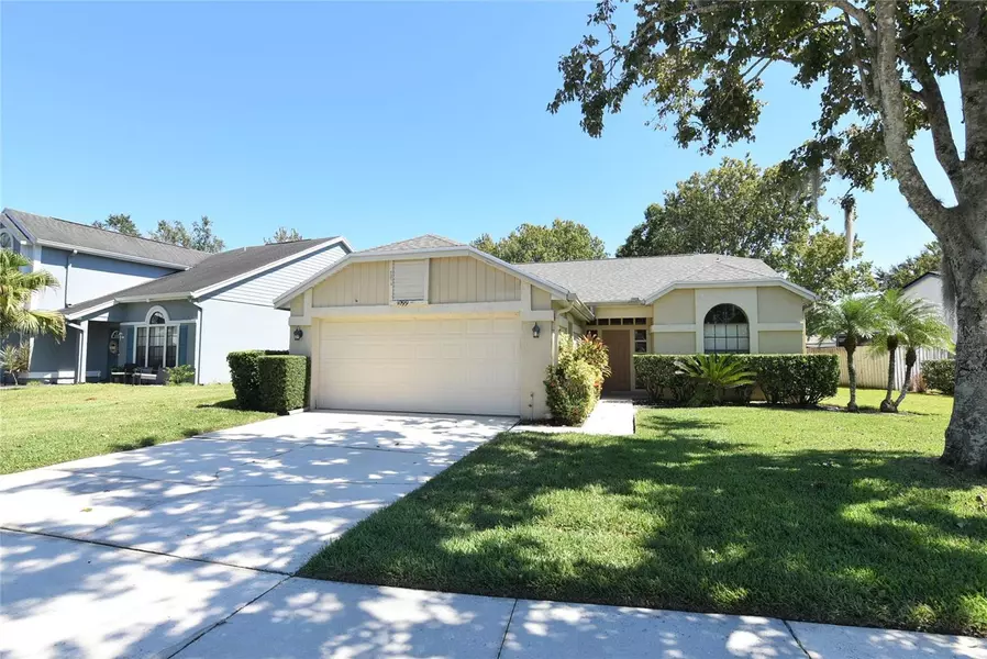 1099 MCKINNON AVE, Oviedo, FL 32765