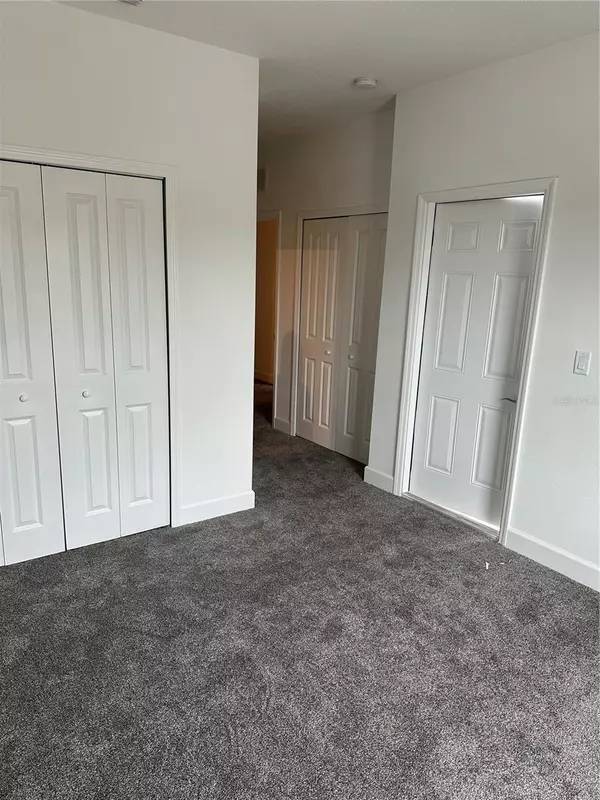 Davenport, FL 33896,601 LAKE SHORE Pkwy