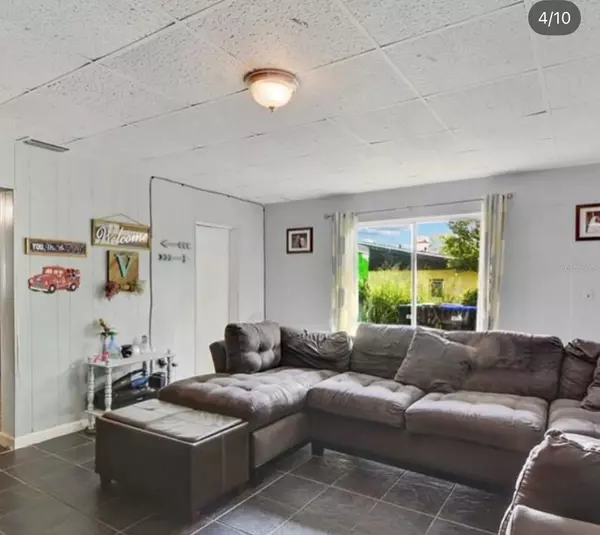 Orlando, FL 32808,5920 RIVIERA DR