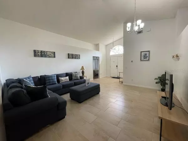 Orlando, FL 32810,5721 RYWOOD DR