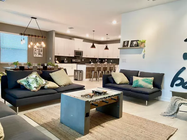 Davenport, FL 33896,8983 BACKSWING WAY