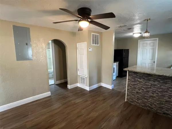 Orlando, FL 32805,1307 W KALEY AVE