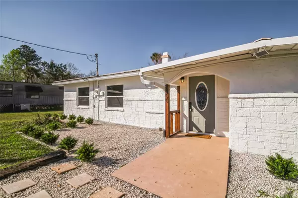 Fort Mc Coy, FL 32134,9400 NE 307TH CT