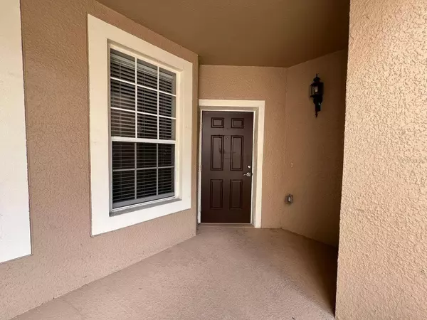 Orlando, FL 32835,6465 CANTUA LN #103