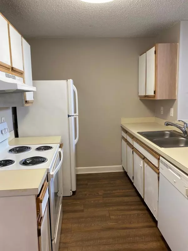 Lake Mary, FL 32746,2569 GRASSY POINT DR #313