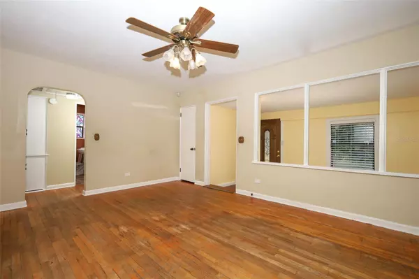 Orlando, FL 32803,921 ELDRIDGE ST