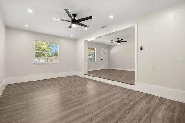 Altamonte Springs, FL 32714,333 CLEMSON DR