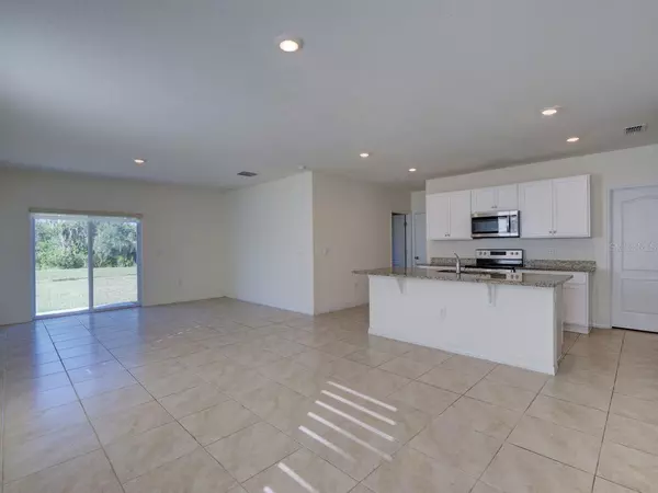 Davenport, FL 33837,2501 RIBBON FALL AVE