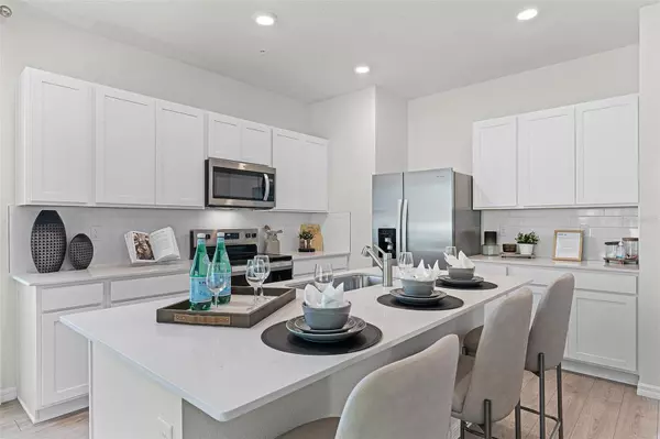 Orlando, FL 32824,14385 CANVAS ST