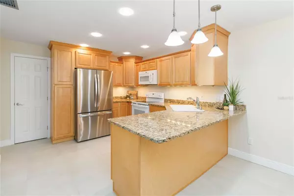 Maitland, FL 32751,613 ORANGE TREE CT #507