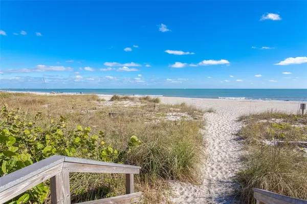 Cape Canaveral, FL 32920,401 MONROE AVE #B201