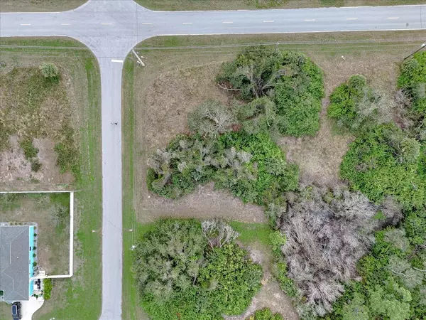 Rotonda West, FL 33947,201 HARDEE WAY